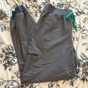 🩶 Figs Zamora jogger scrubs 🩶